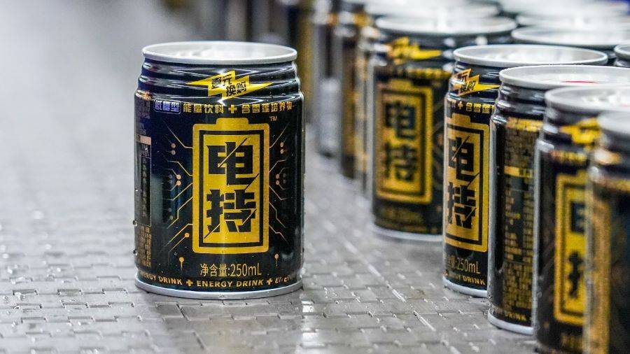 啤酒、饮料攻防战：互相卷进对方的赛道｜新酒饮变局