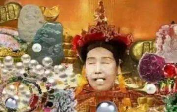 慈禧死前喝王八汤吊命，刚断气，太监就往嘴里塞了颗夜明珠