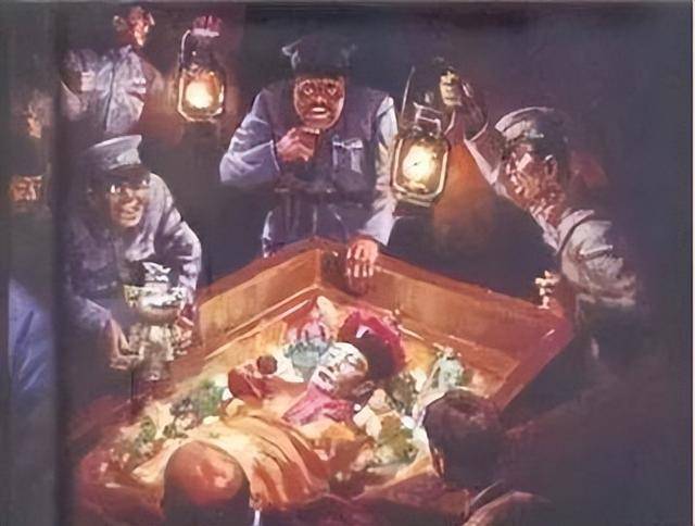 慈禧死前喝王八汤吊命，刚断气，太监就往嘴里塞了颗夜明珠