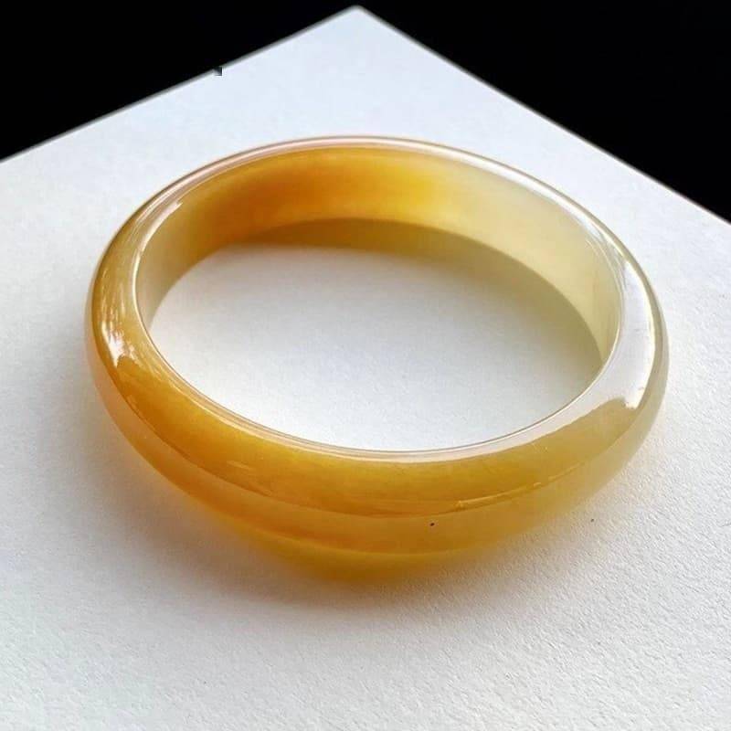 翡翠手镯怎么买？